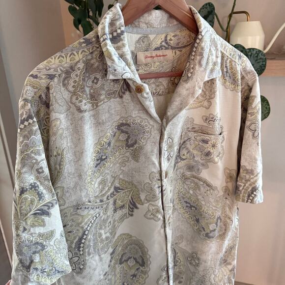 Tommy Bahama 100% Silk Paisley Short Sleeve Button Front Shirt Size L Casual - Picture 5 of 9